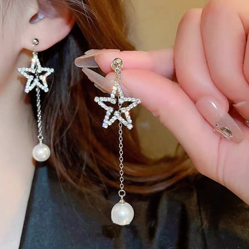 Long cute sophisticated pendant pearl