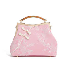 新中式国风包包女2024新款夏天时尚链条斜挎包超火刺绣手提口金包