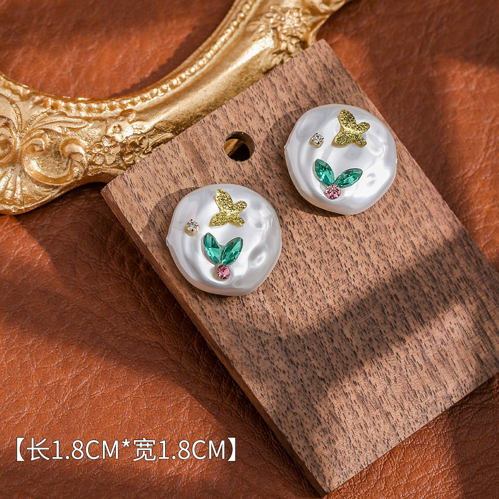 Fashionable earrings, silver 925 sample