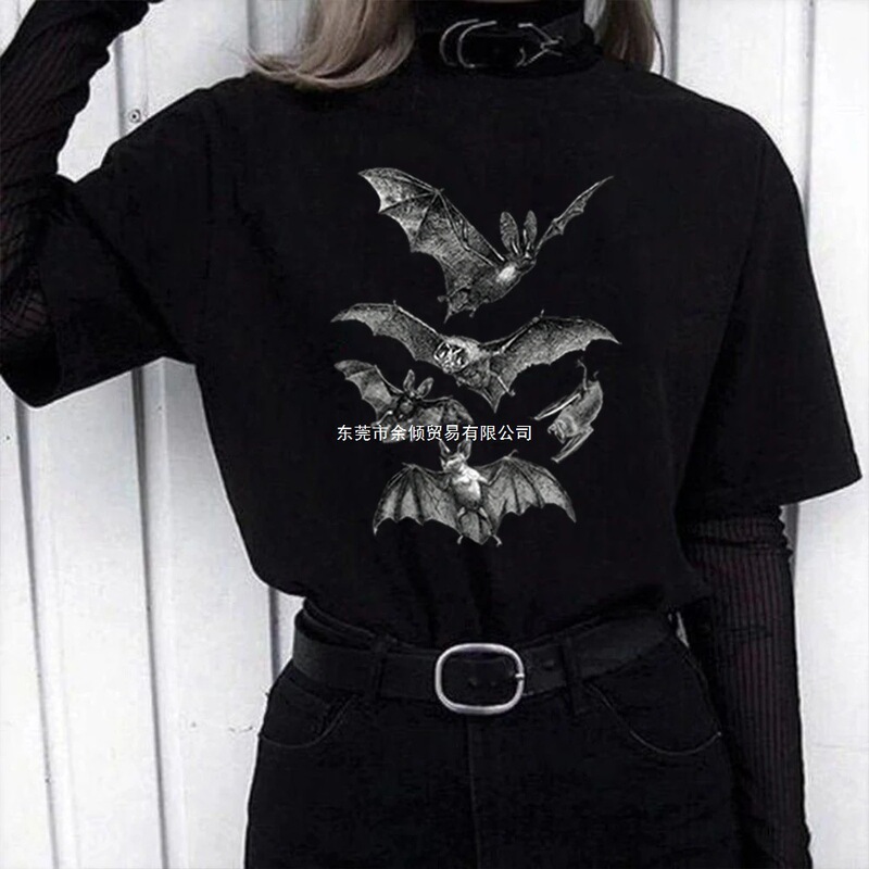 Gothic T-Shirt Witch Costume Pastel Gothic Dark Grunge Tumblr Aesthetic Halloween Vampire Bat