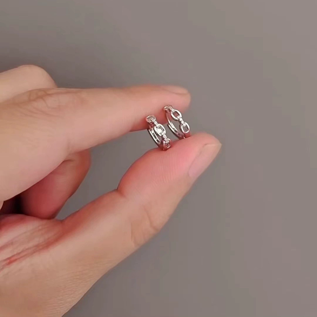 Серьги с мелким дизайном, микровставки, простой и элегантный дизайн