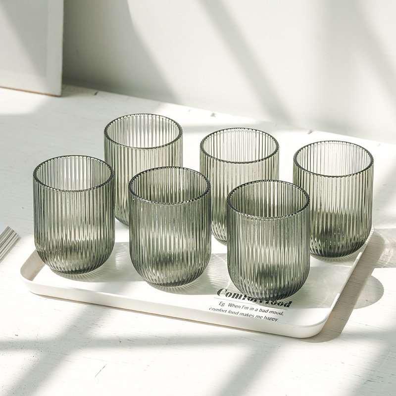 Nórdico simple de color sólido vidrio vertical taza de lavado de boca un hotel de tres boca taza de cepillo de dientes taza de cepillo de dientes