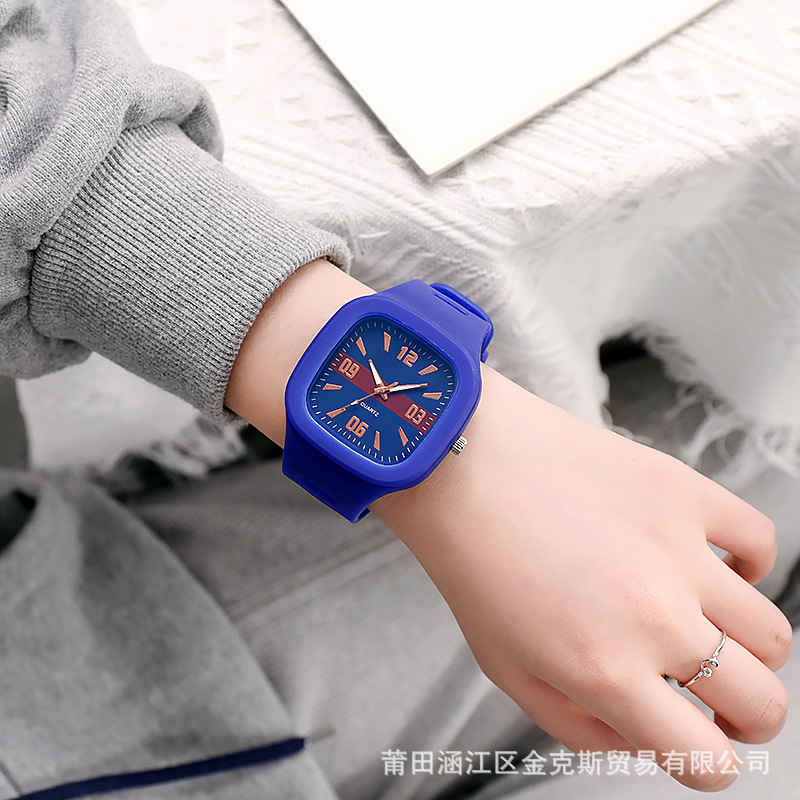 New Square Watch Female Ins College Style Square Silicone Male And Female Couple Models Korean Version Of The Trend Quartz Watch
