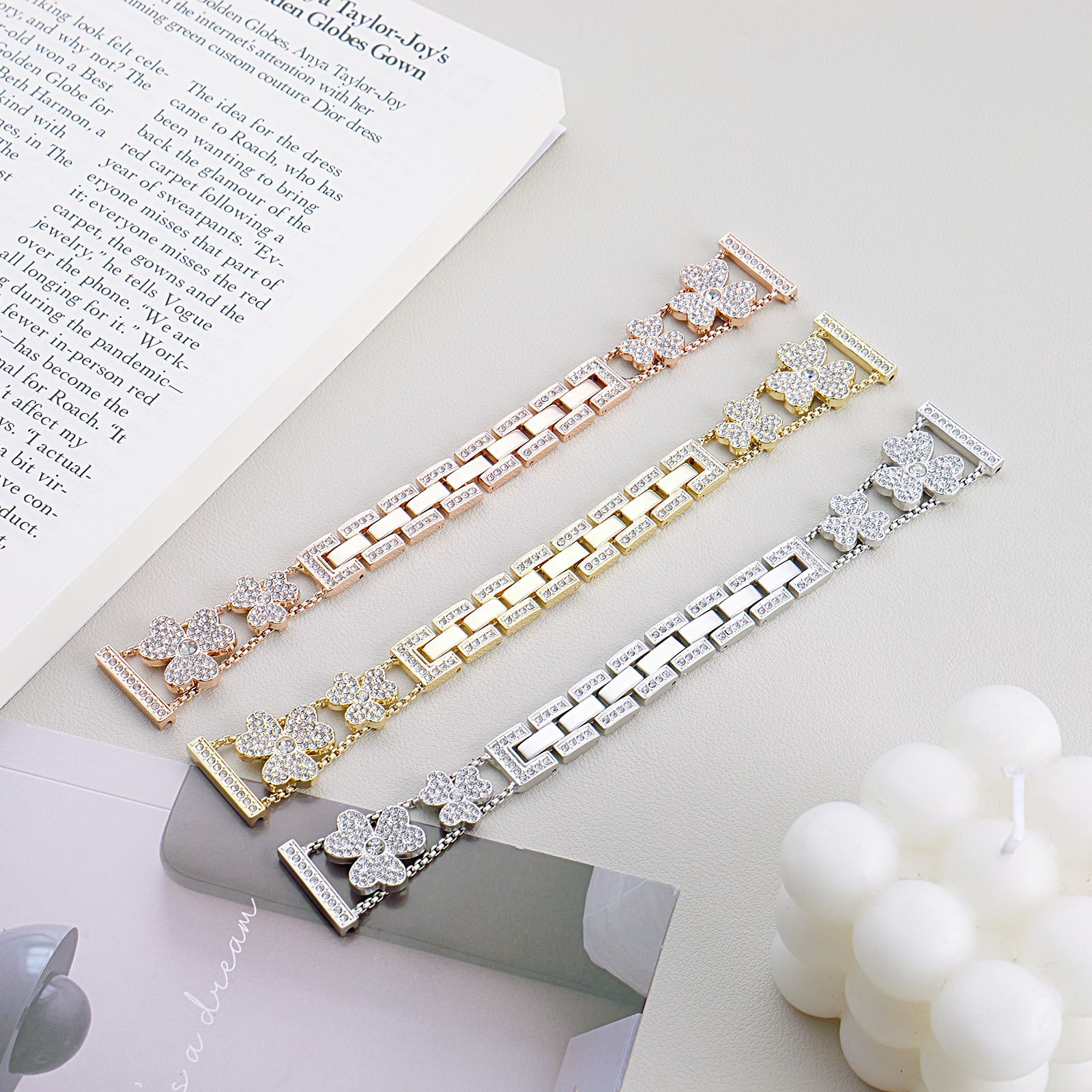 Suitable for Apple iWatch Metal Watch Strap Clover Diamond Women's Applewatch S11 Full Diamond Strap