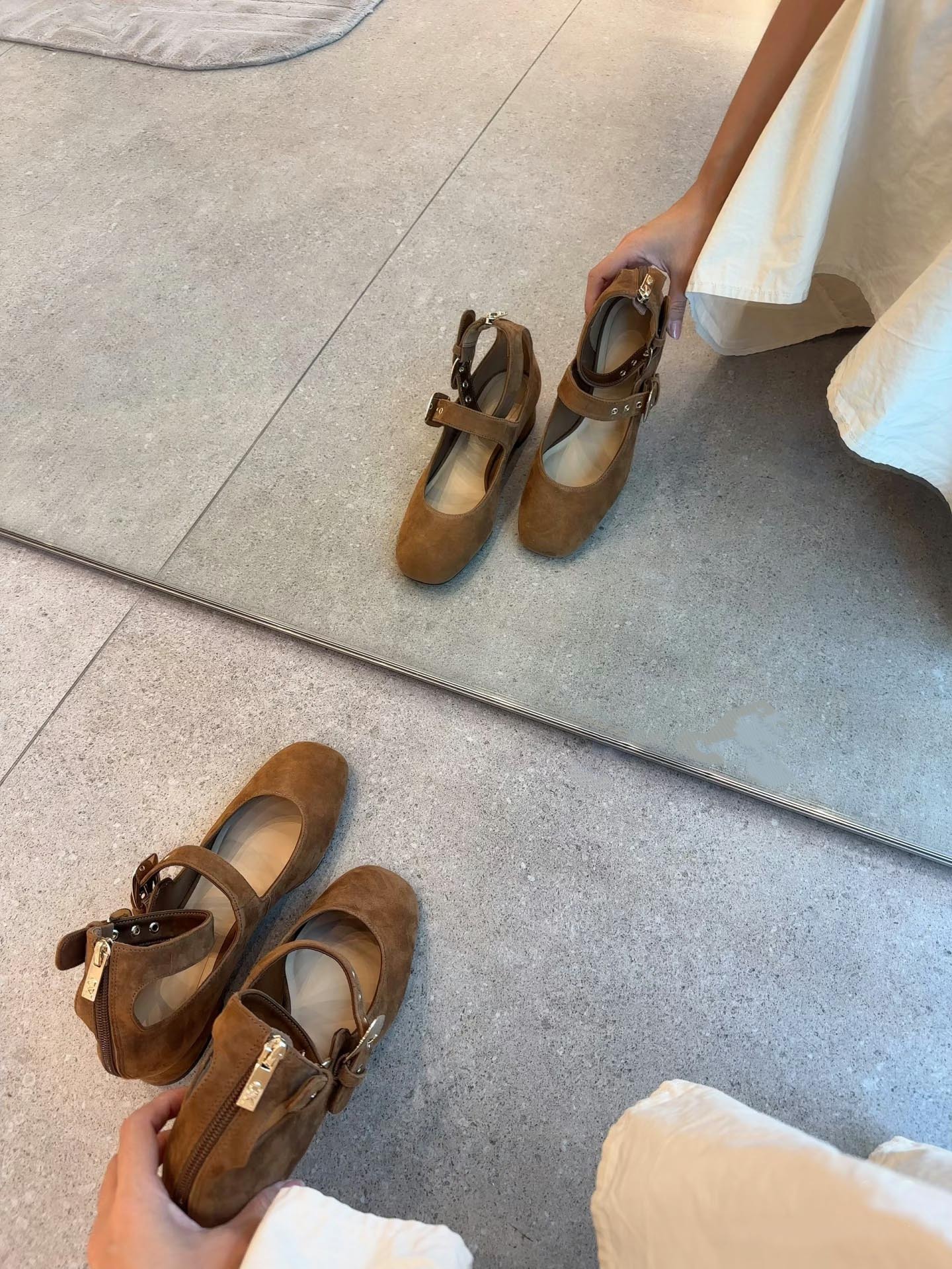 Brown [heel height 4cm] / 35