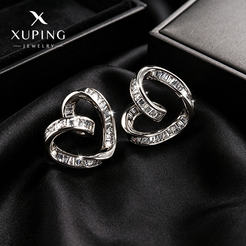 Joyería de Xupe micro-incrustado cuadrado completo circonio pendientes en forma de corazón joyería al por mayor japonés y coreano temperamento pendientes encantadores pendientes para las mujeres