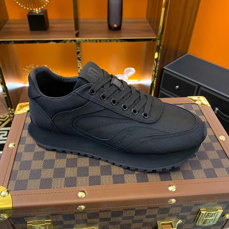 2025 zapatos casuales deportivos de color sólido para hombres con suela suave y alta comodidad y transpirabilidad