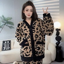 ˯��Ůɺ���q�����¿�ӽq�Ӻ񱪼y�_���W�t�߼��мҾӷ����b��