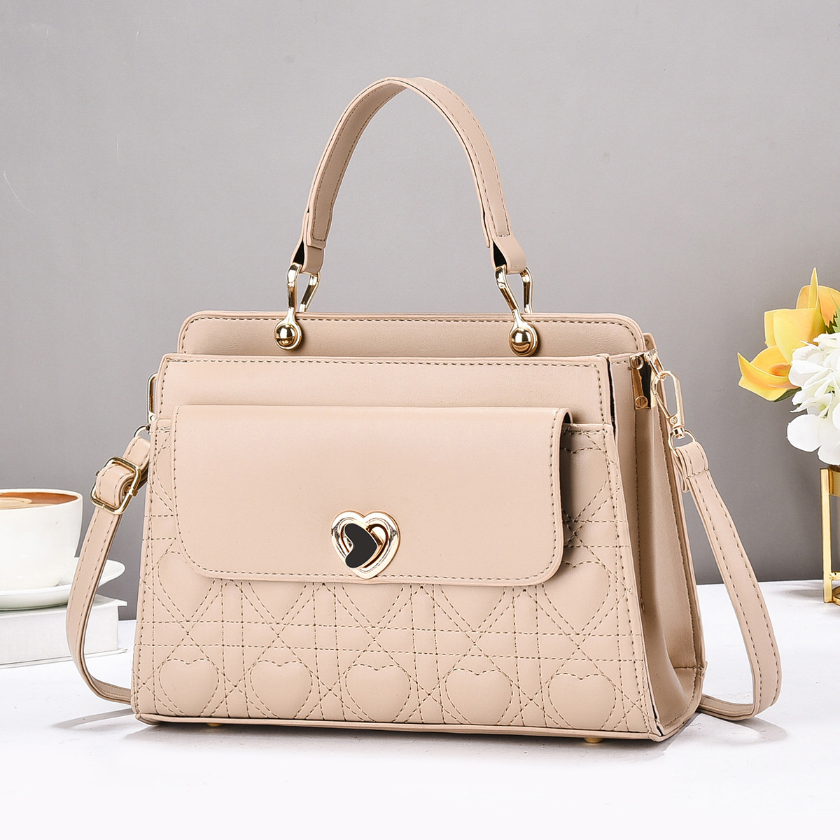 Hermoso bolso de hombro 2025, bolso de mujer, bolso grande, temperamento de mujer, nuevo bolso coreano, mujer universal