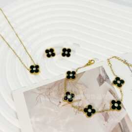 亚马逊新款钛钢饰品13MM镶钻单面四叶草项链手链耳钉贝母三件套装