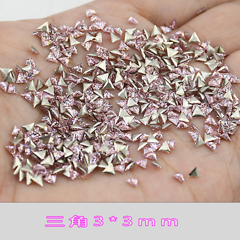 5A 라이트 핑크 지르콘 삼각형 3*3mm 12*