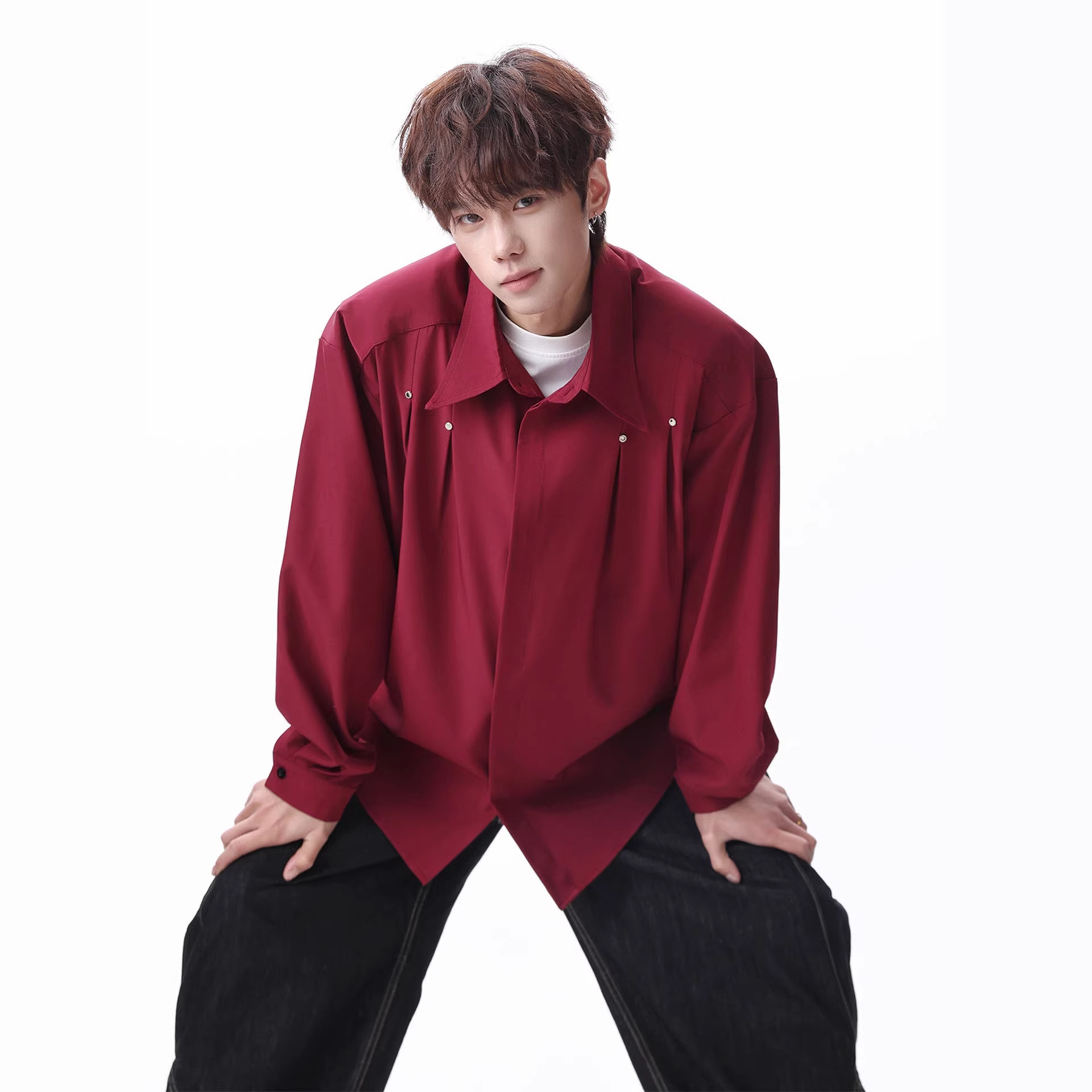 American-style studded and pleated collared long-sleeved shirt for men, new spring style, trendy loose fit, versatile shirt jacket.