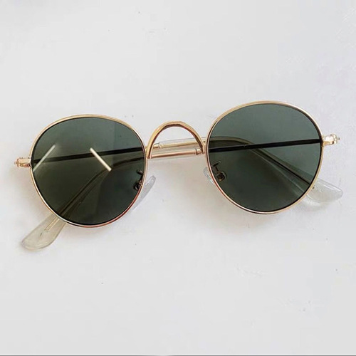 New fashionable children's sunglasses for outdoor travel, anti-UV baby sun visors, retro street style glasses
