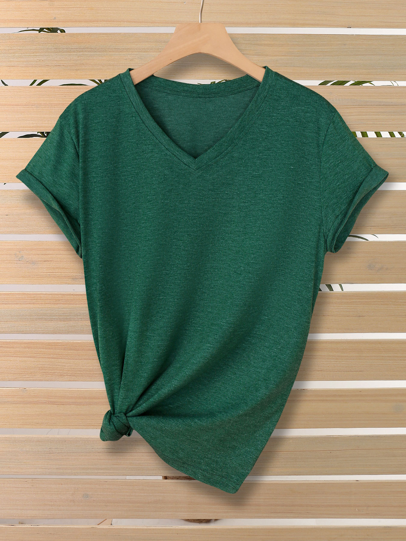 159g Weight Short Sleeve Sleeve Length Regular Sleeve Sleeve Type CVC Pull Frame, Cotton, Polyester Fabric Type Mid-Length (65cm <Length ≤ 80cm) Top Length T-shirt, Pullovers Tops Type Casual, Office, Daily Occasion Round Neck Neckline Printing Function Loose Fit Type Geometric Pattern Summer Season Women's Gender European and American Style, Streetwear Style Wholesale Women's CVC Pull Frame Cotton Polyester European And American Style Streetwear Geometric Short Sleeve T-Shirts 43
