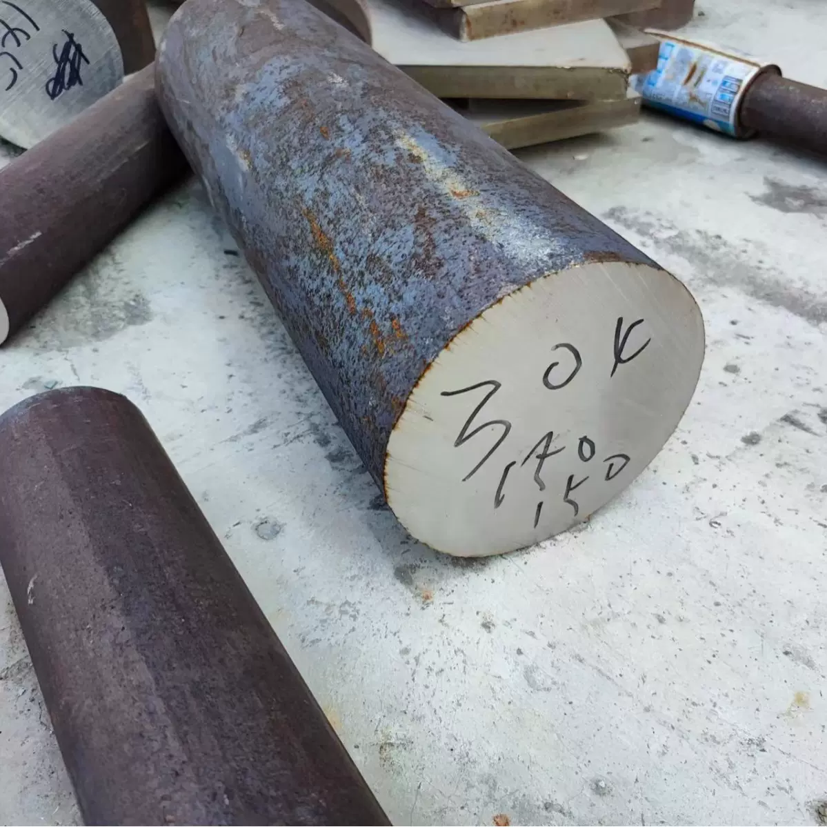 304不锈钢黑棒 不锈钢圆棒 304不锈钢棒材批发 月盛不锈钢