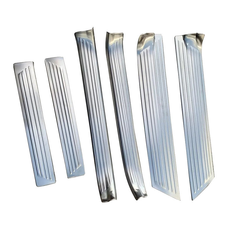 Adecuado para Toyota 23 Sienta puerta exterior alféizar bienvenida pedal puerta de acero inoxidable alféizar decorativo tira brillante Etiqueta interior