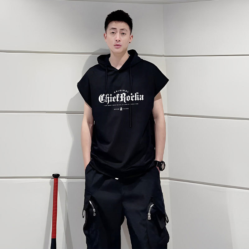 Summer Trendy Brand Cut-off Sleeveless T-Shirt Men's Hooded Letter Printing Fashionable Waistcoat Thin Wide Shoulder Vest with Hat Summer Trendy Brand Cut-off Sleeveless T-Shirt Men's Hooded Letter Printing Fashionable Waistcoat Thin Wide Shoulder Vest with Hat