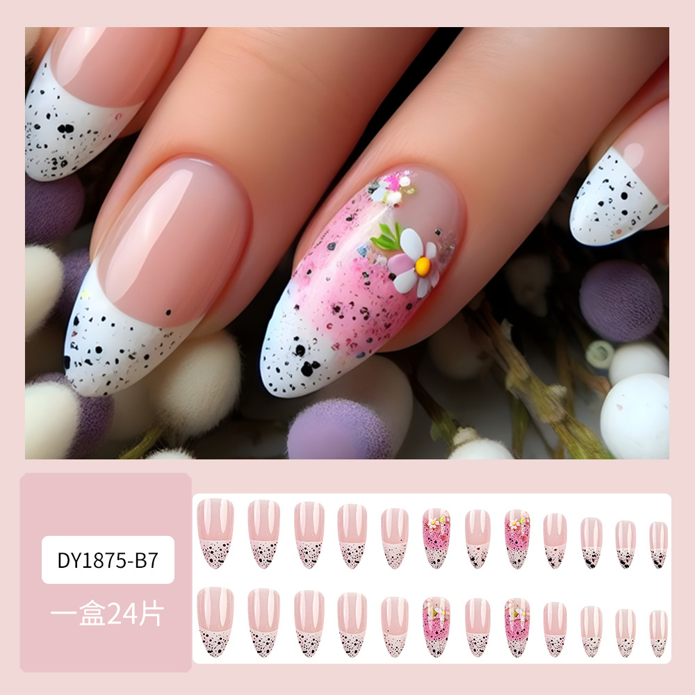 Comercio exterior dulce y fresco flor pequeña para usar uñas graffiti polvo desnudo de alta calidad 24 piezas de uñas falsas blanqueadoras.