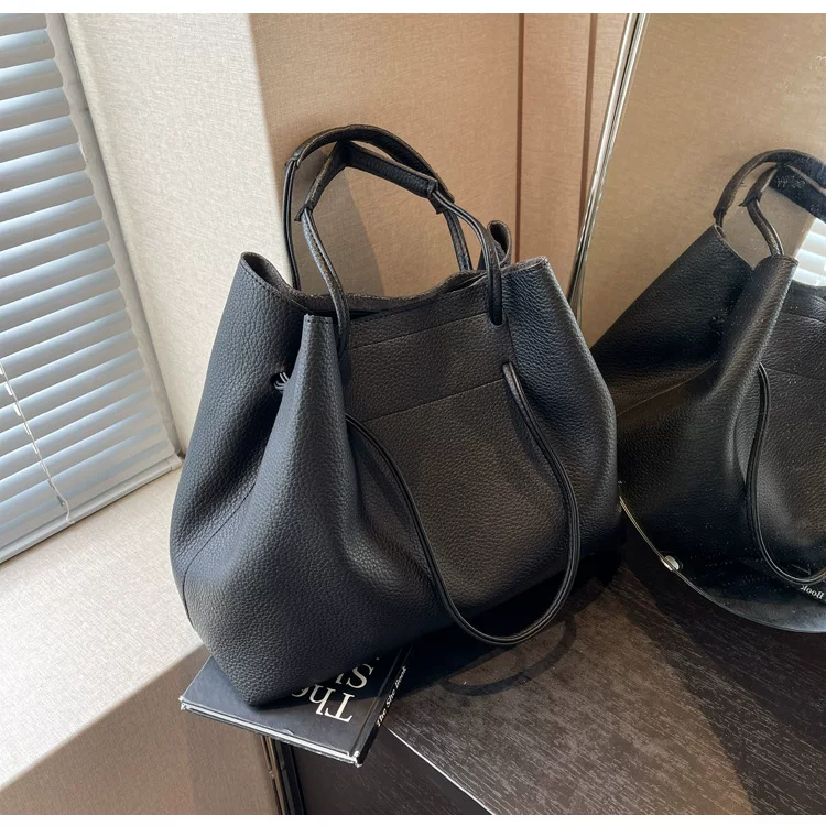 Capacious quantum lamp, retro handheld shoulder bag, one-shoulder bag