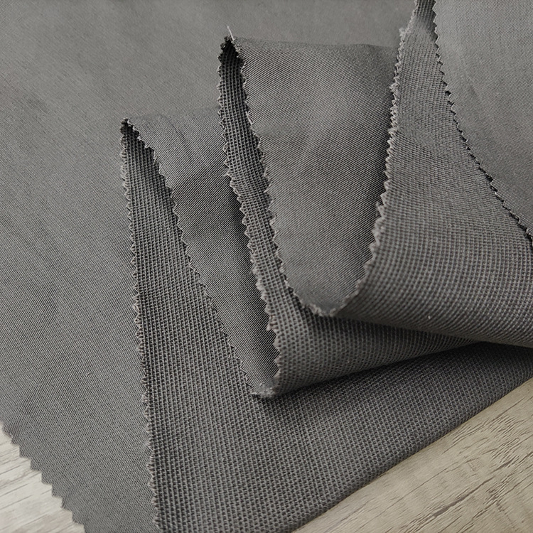 Fábrica al por mayor suave textil de ropa de color sólido 100% algodón material de ropa tela