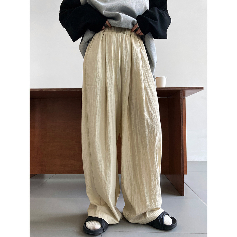 鹿西春の薄いタイプの日本のレトロでゆったりしています。|undefined