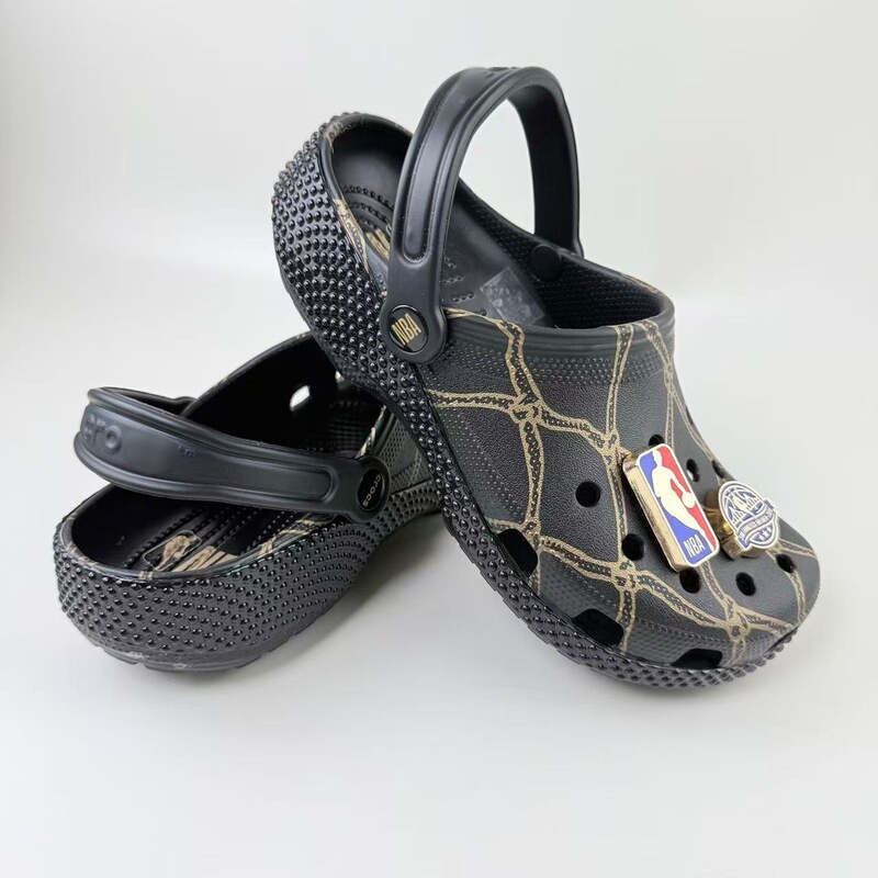 New Nba James Basketball Clogs, Popular Sandals, Couple's Beach Sandals, Factory Wholesale and Dropshipping