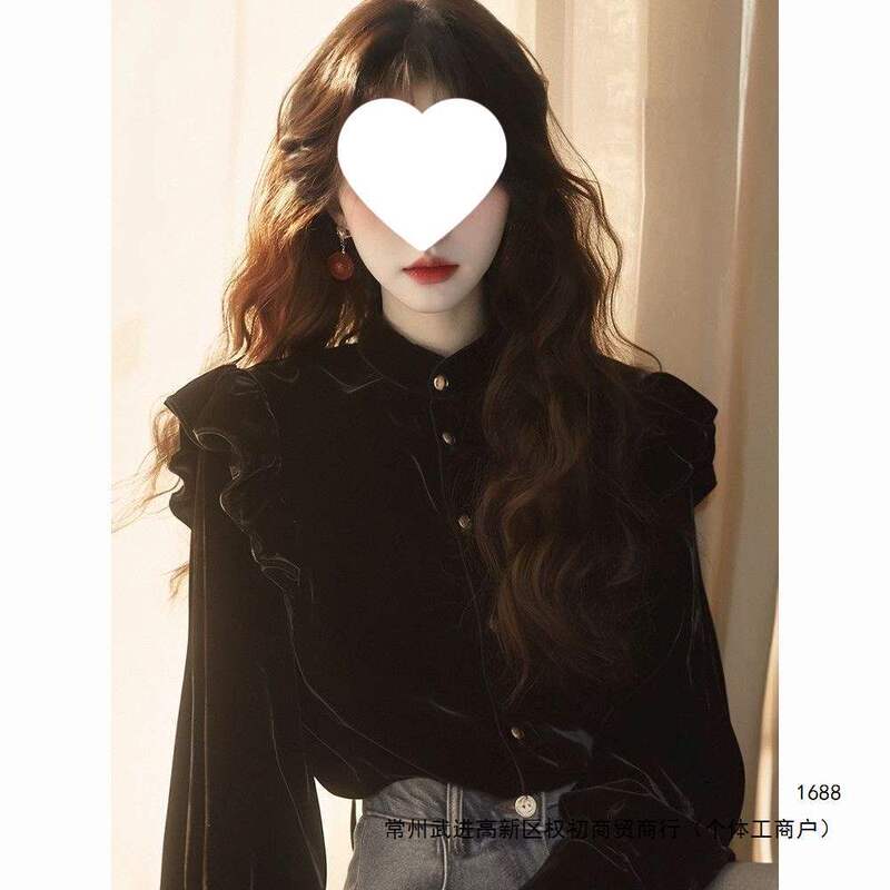 French-style Hepburn black velvet top, new exquisite princess-style beautiful shirt, European court style