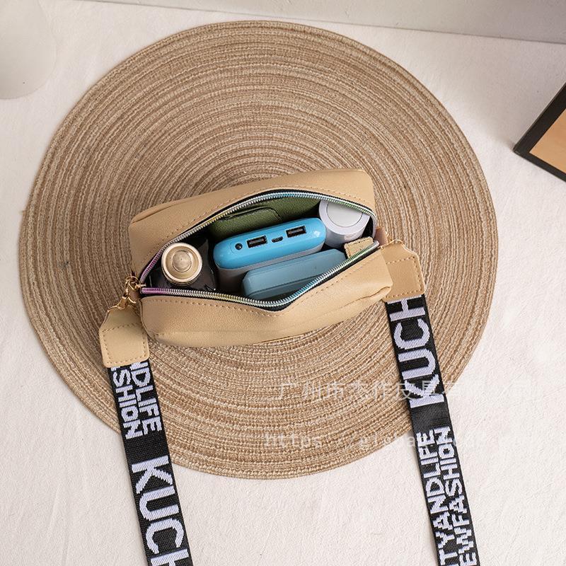 Verano y otoño estilo coreano nuevo monedero personalizado crossbody para teléfono móvil Bolsa de cámara de hombro impresa de una pieza para mujer 2023