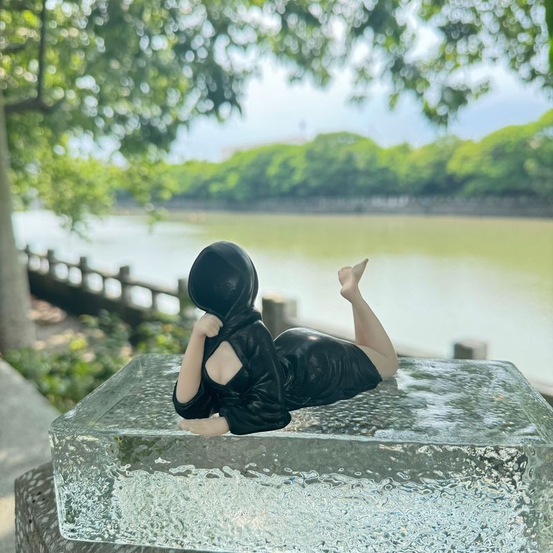 跨境万圣节Mysterious statue 黑袍女王书架像装饰品桌面手办|undefined