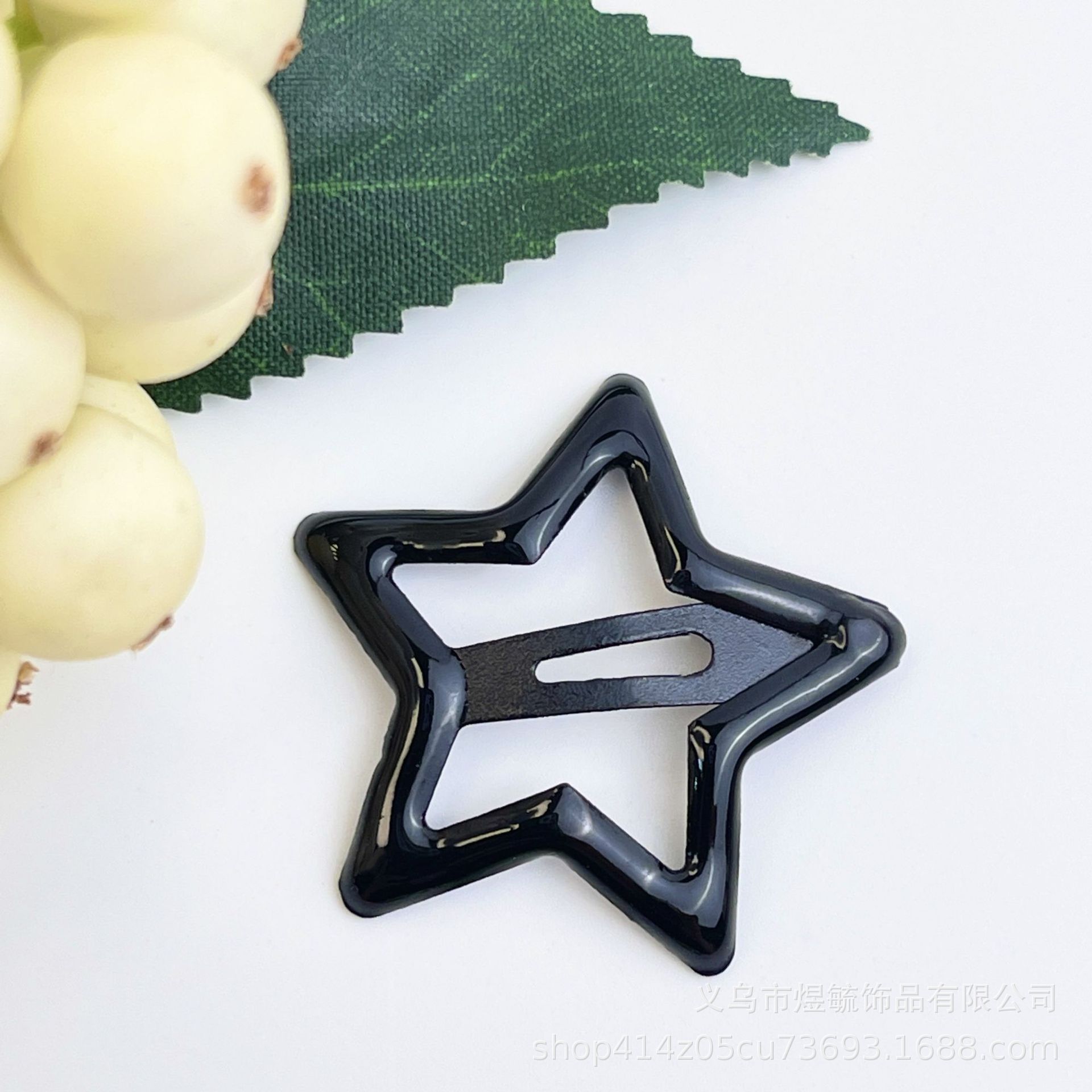 Colorful drip Star clip 3.2cm Black