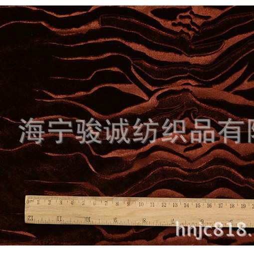 韩国绒压花针织面料 柔软光亮韩国绒面料不倒绒 服装面料批发