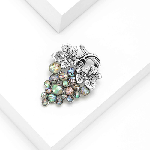 New Fashion and Creative Alloy Abalone Shell Grape Brooch Accessories Manufacturer Wholesale