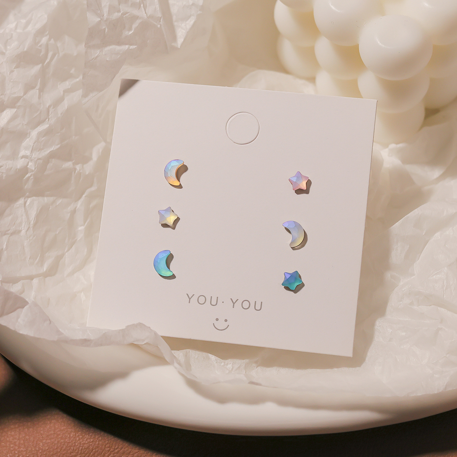 Juego de pendientes de aguja plateados, sencillos y compactos para mujer, pendientes geométricos en forma de corazón, bonitos, dulces y versátiles, venta al por mayor para puestos de mercado