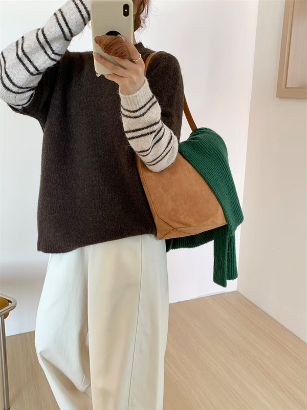 秋冬毛衣女2025新款日韩休闲设计感拼接假两件条纹袖子针织上衣潮|undefined