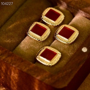 Vintage small fragrant square red agate earrings fried chicken white 18k gold agate earrings spot k yellow independent packaging