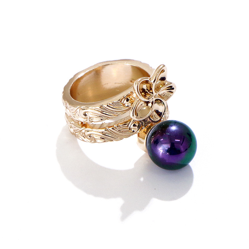 Retro Flower Gold-plated Ring French Multi-layer Winding Color Pearl Alloy Ring display picture 11