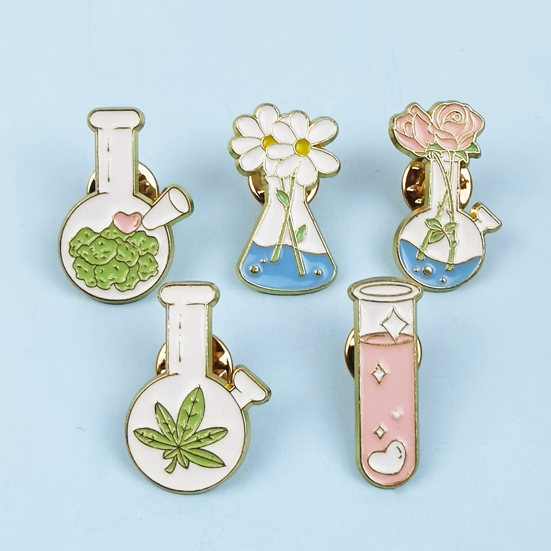 Serie de química creativa Broche Florero de dibujos animados Mochila Decoración Hebilla Personalidad Accesorios de insignia de aleación de todo fósforo