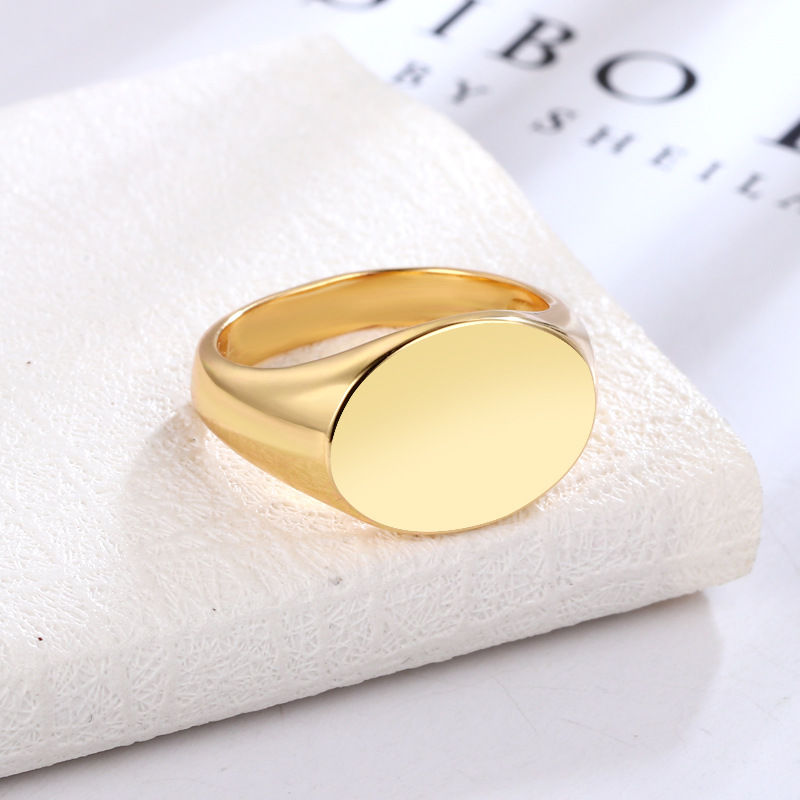 Sparkling Designer Ring For Women, Elegant And Comfortable Jewelry_voghion.com