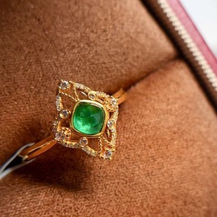 Fubei Diamond Jewelry 18K Gold Inlaid Emerald Ring Spicy Green Sugar Tower Accessible Luxury Main Stone 0.4 Carat Diamond
