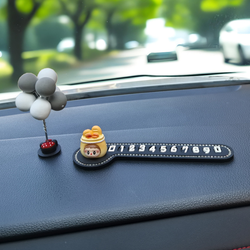 Coche creativo placa de número de estacionamiento temporal muñeca linda rabu pan coche coche coche móvil teléfono móvil mujer