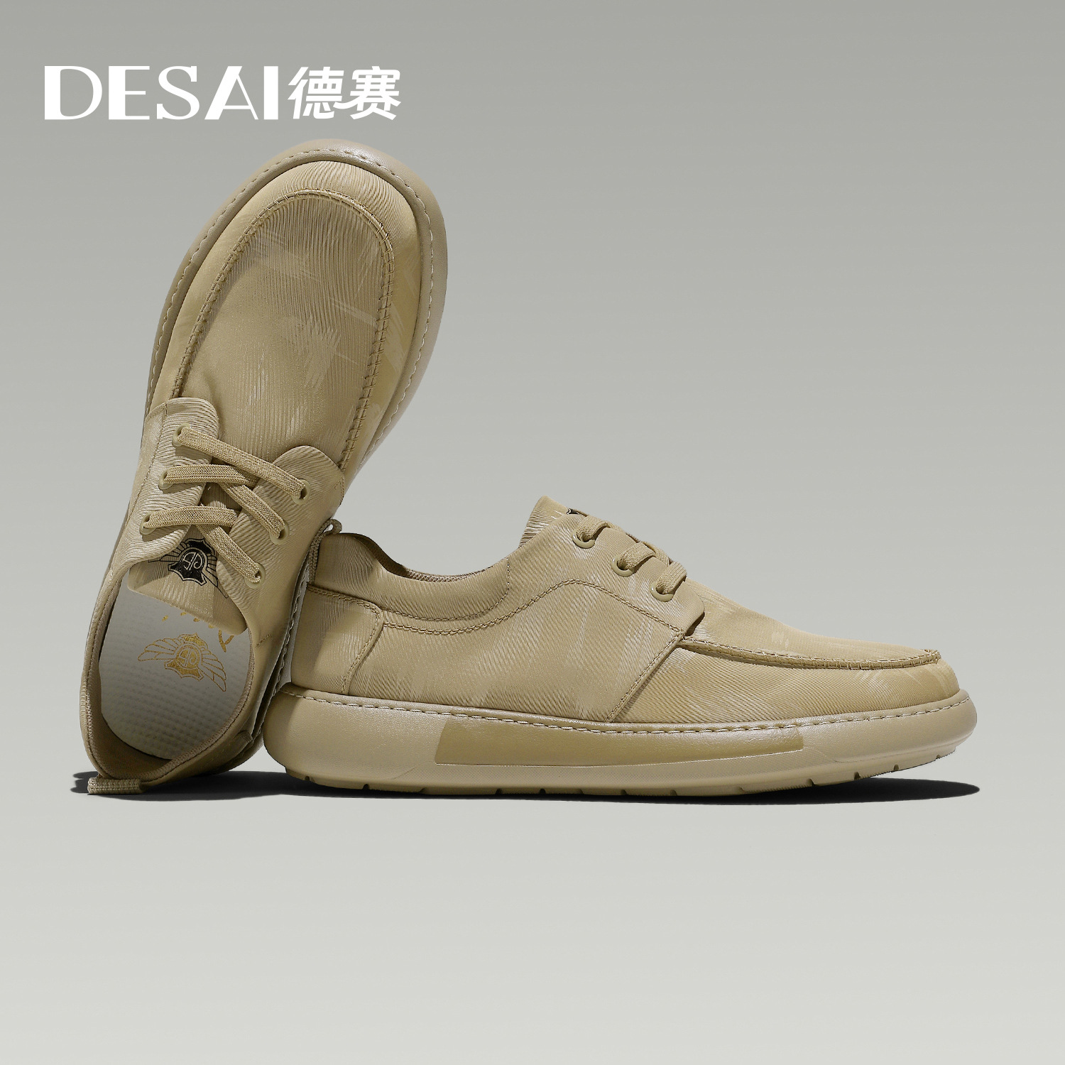 Desai nuevo verano 2025 moda ligera zapatos casuales para hombres zapatos de tela cómodos para aumentar la altura transpirable zapatos para hombres