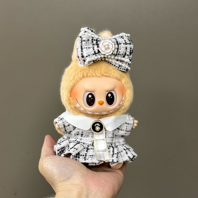 卸売ラブブベビー服 17 センチメートルブラインドボックスペンダント第一世代と第二世代のビニール人形着替えベビー服セット|undefined