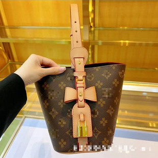 ֱ���羳�¿�m lvŮ��ŮʿˮͰ���]����錢��朗l��Ҹ�°�������