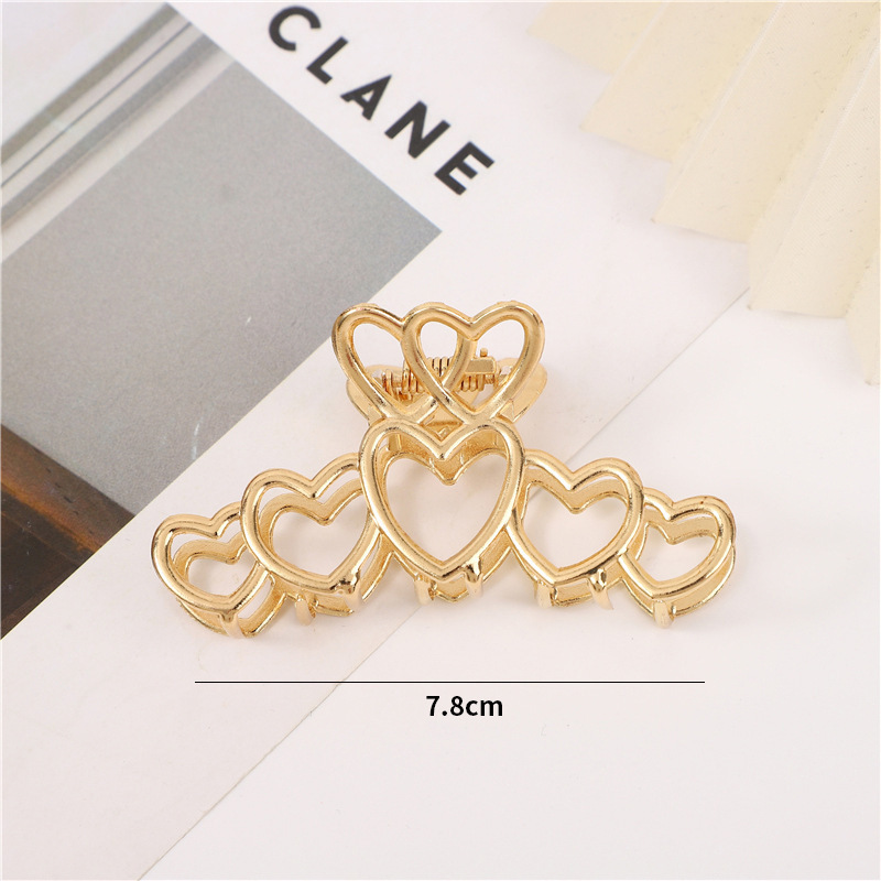 중간 다섯 개의 원 하트