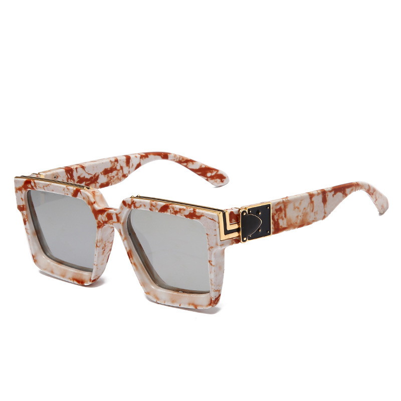 retro fashionable square sunglasses