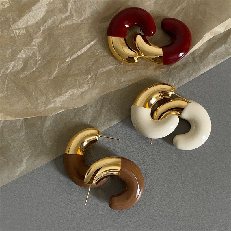 C-shaped Stud Earrings Retro Designer Style Metal Enamel Jewelry_voghion.com