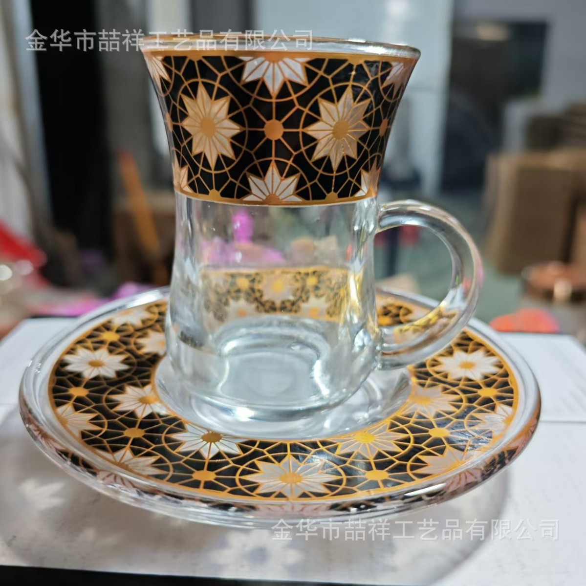 Nuevo producto transfronterizo Taza de café creativa con manija Spot Taza de agua de vidrio de flor dorada transparente resistente a altas temperaturas Taza de café con leche