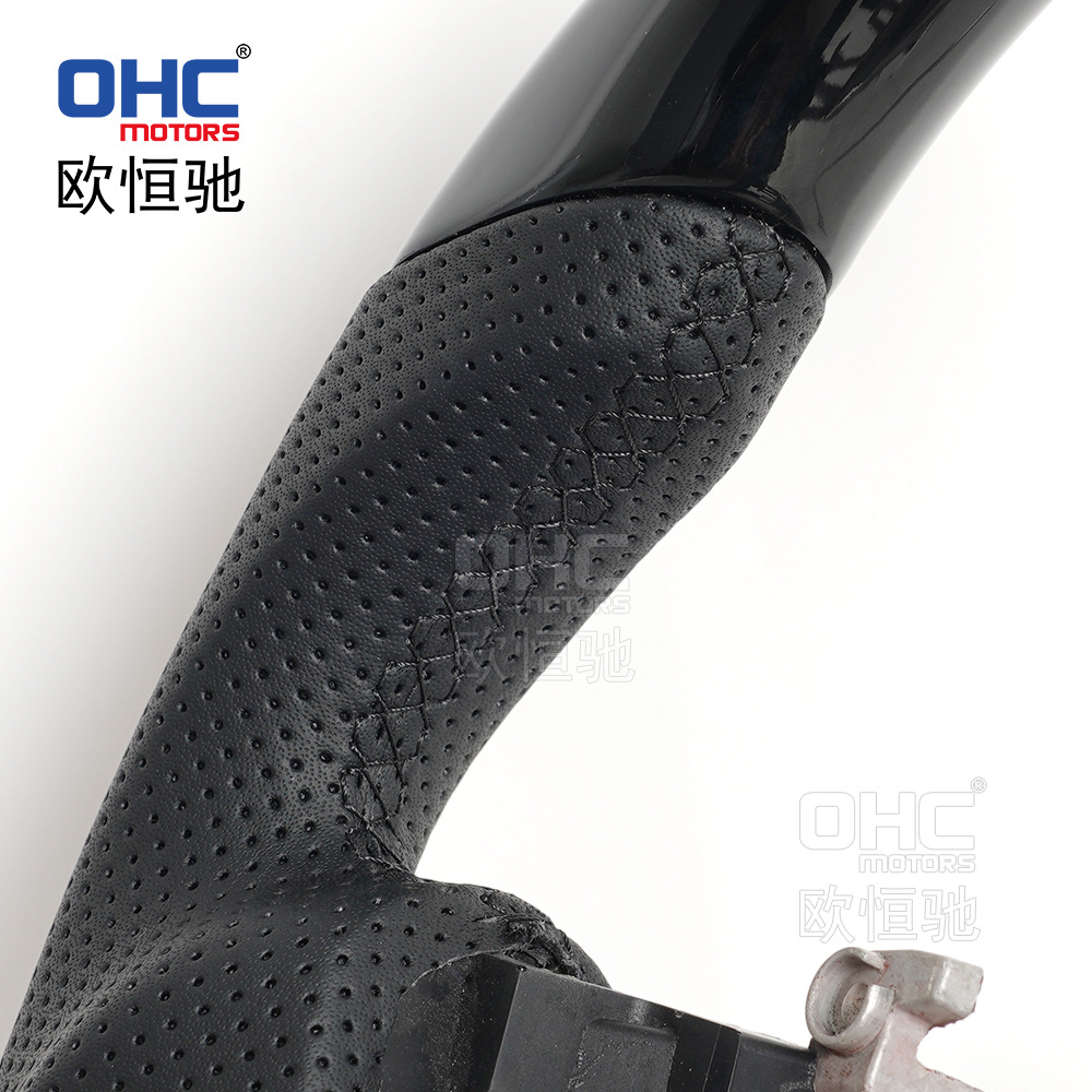 Suitable for Nissan 12-18 Patrol Car Steering Wheel Modification and Upgrade Spray Black Elegant Off-Road Suv Steering Wheel