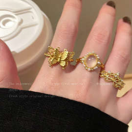 金色镂空蝴蝶锆石戒指女新中式轻奢感食指戒时尚气质百搭指环铜无