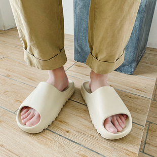 Cross-Border Large Size Spring New Couple Slippers, Personalized Fashionable Home Thick-Soled Flip-Flops, Outdoor Beach Slippers for Men